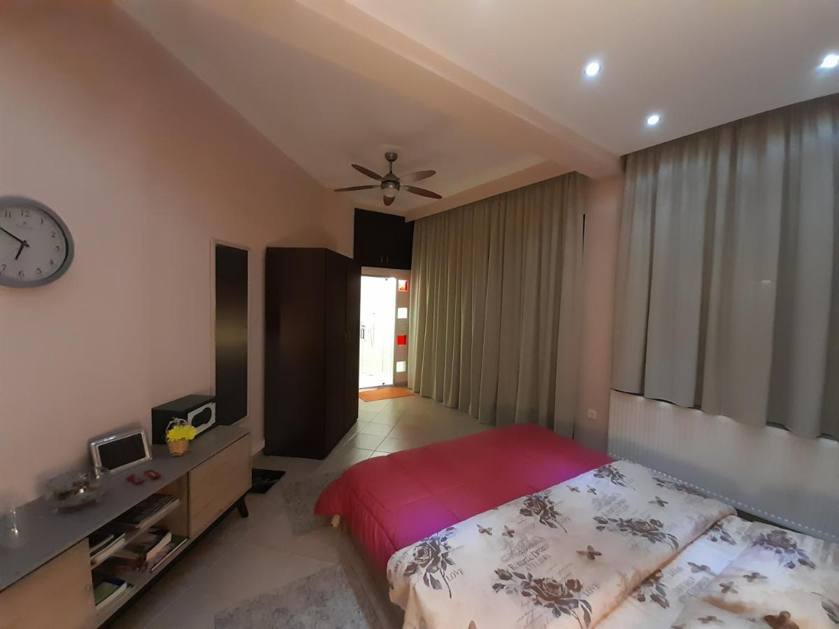 Exantas The Lux-Veria Apartman Kültér fotó